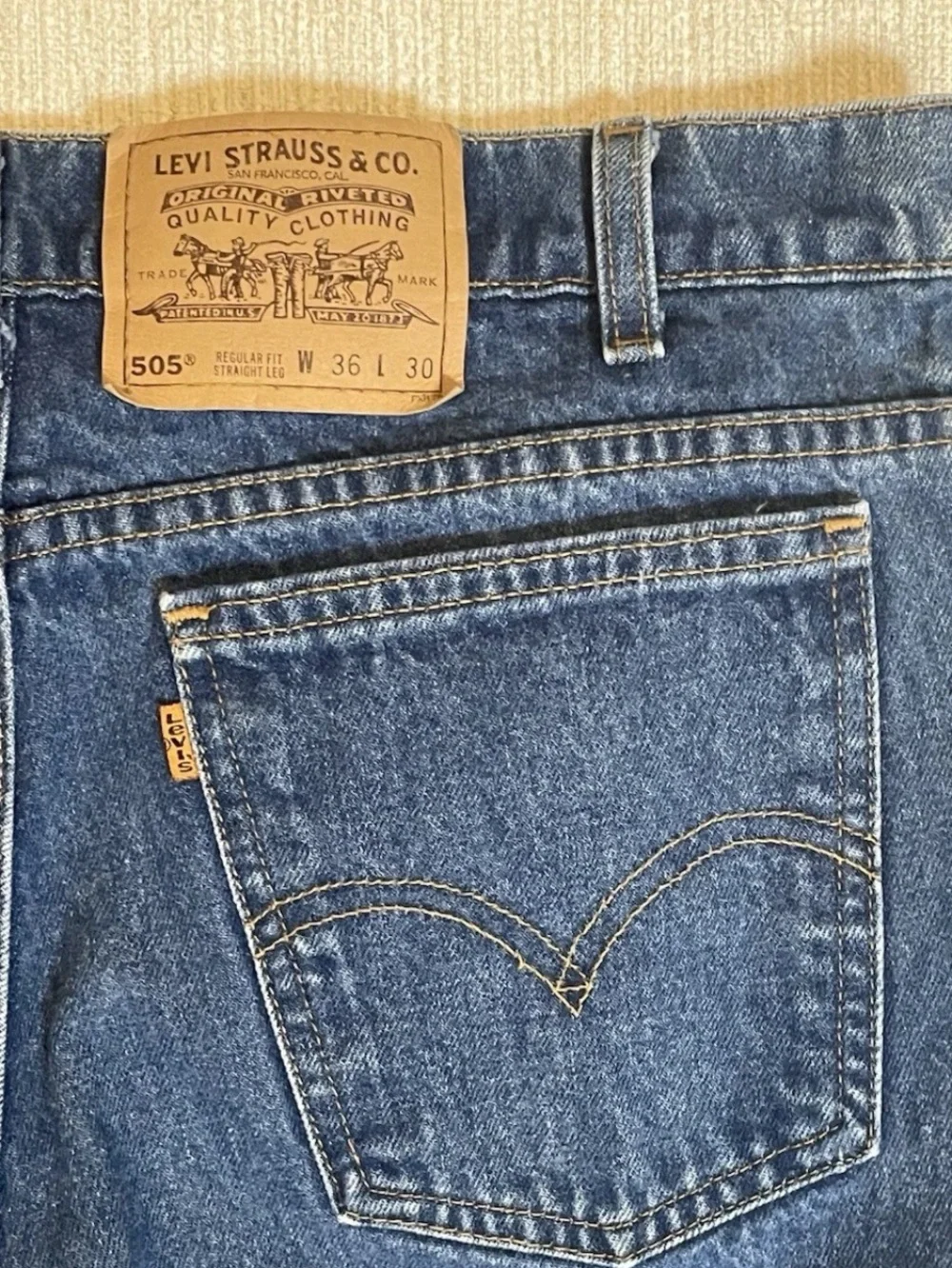 Levi's 90's Orange‎ Tab 505 Jeans Vintage USA Made-Men's 36x30 (fits like 34x26)